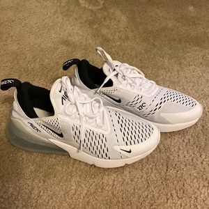 Nike air mac 270s size 8 running shoes worn once
